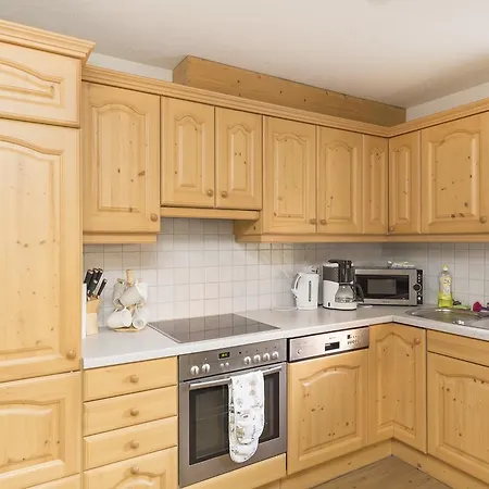 ستروبر شقة زيل أم سي