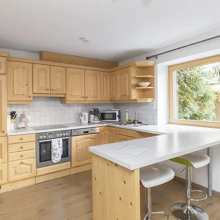 ستروبر زيل أم سي