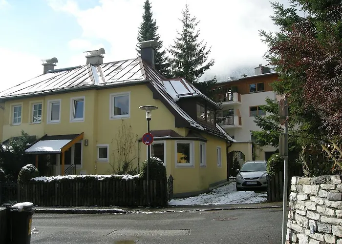 アパート Struber